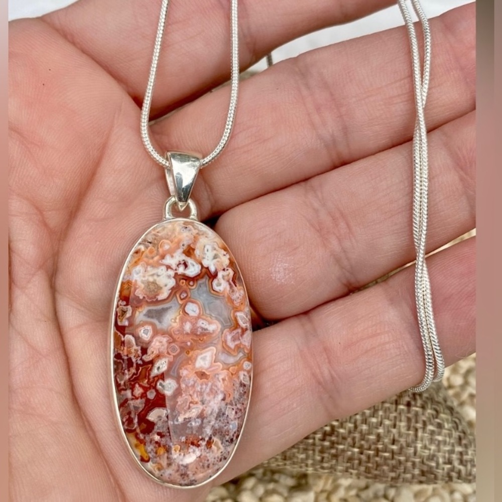 MEXICAN LAGUNA LACE AGATE PENDANT Sterling Silver setting & bail. Free chain!
